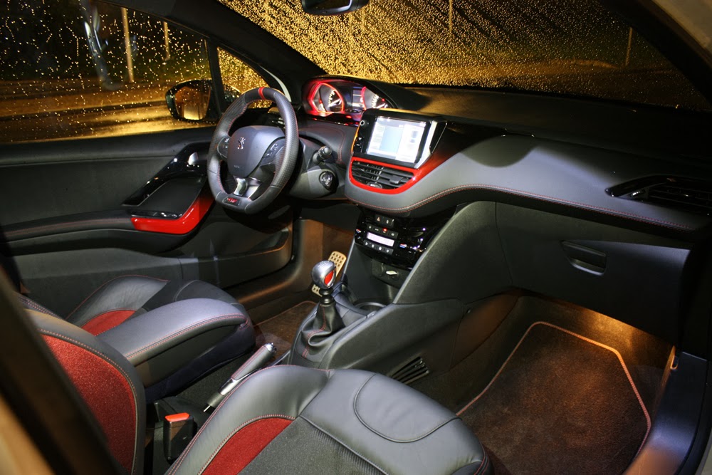 2014 Peugeot 208 GTi test drive review fahrbericht