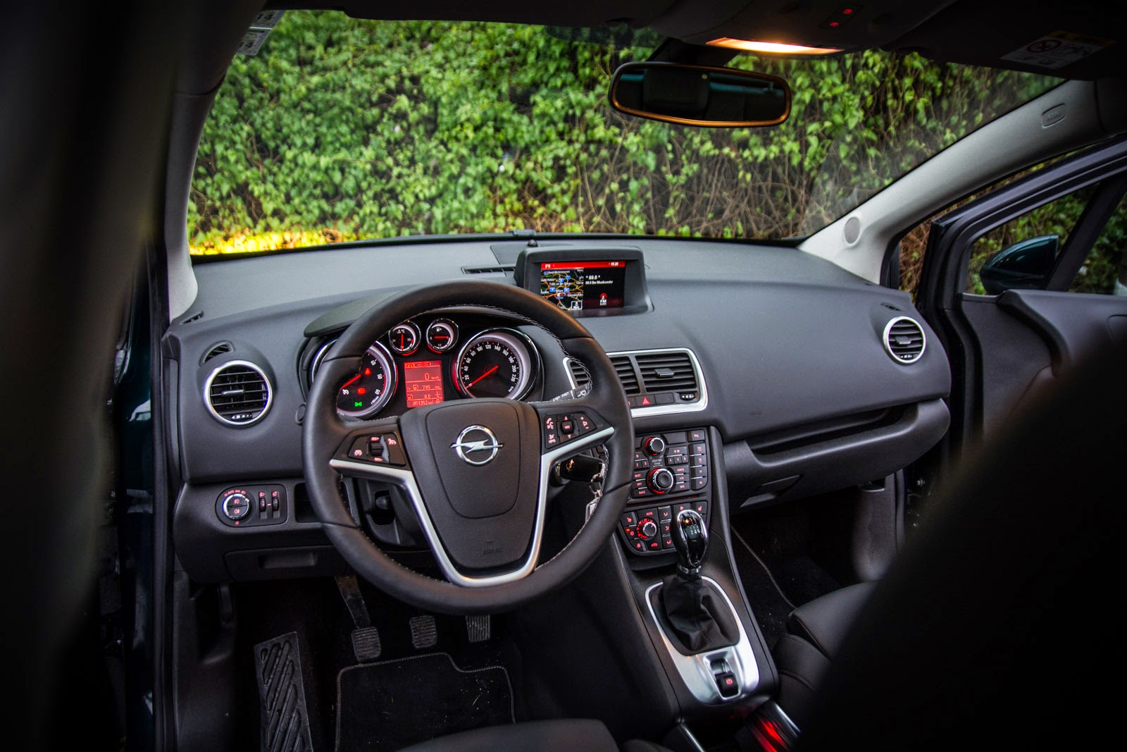 2014 Opel Meriva Cosmo 1.6 CDTI ECOTEC® | Photo © Christoph Adamek/autofilou.at