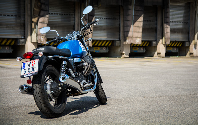 2015 Moto Guzzi V7 II 750 Special ABS | Photo © Christoph Adamek/autofilou.at