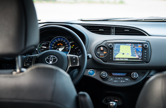 2015 Toyota Yaris 1,5 VVT-i Hybrid Active | Photo © Christoph Adamek/autofilou.at