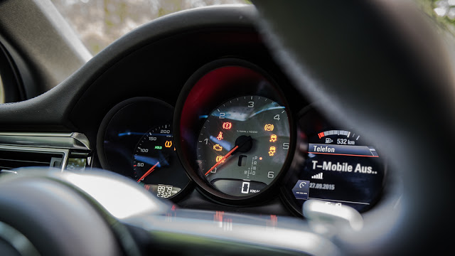 2015 Porsche Macan S Diesel | Photo © Christoph Adamek/autofilou.at