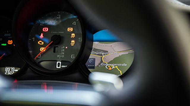 2015 Porsche Macan S Diesel | Photo © Christoph Adamek/autofilou.at