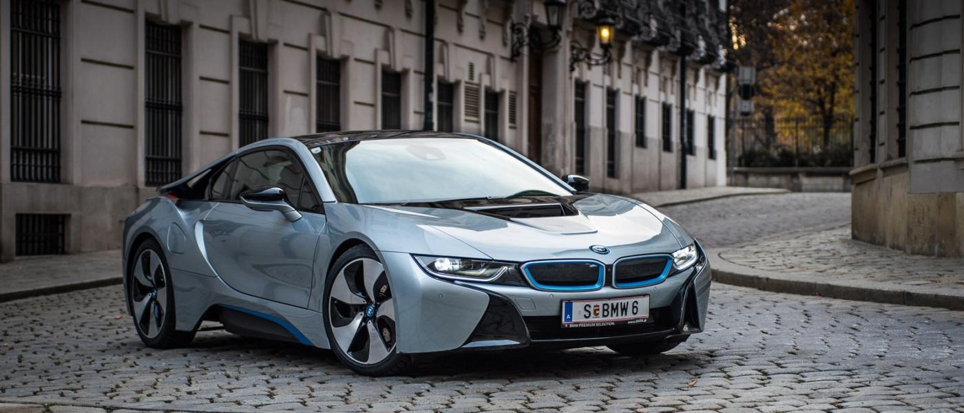 2015 BMW i8 test review