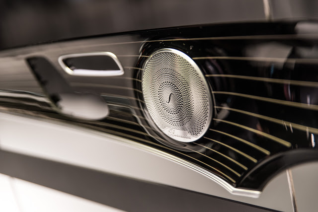 2015 Mercedes-Benz E-Klasse Burmester Sound | Photo © Christoph Adamek/autofilou.at