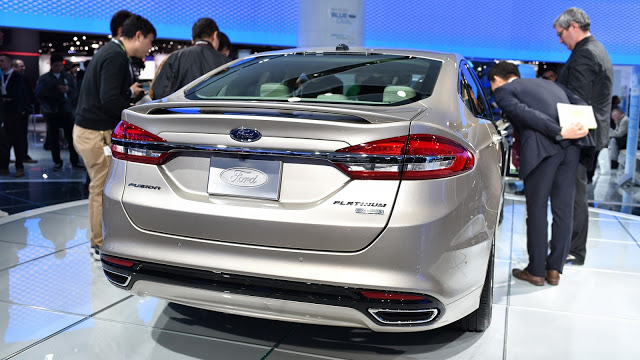 2016 Ford Fusion heck rear back tail led silver silber Mondeo NAIAS