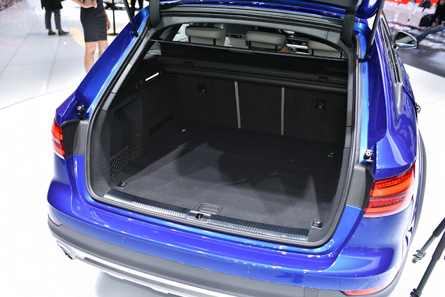 2016 Audi A4 allroad quattro NAIAS trunk boot kofferraum