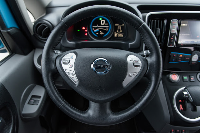 2015 Nissan e-NV200 Evalia Tekna 5-Sitzer test review autofilou