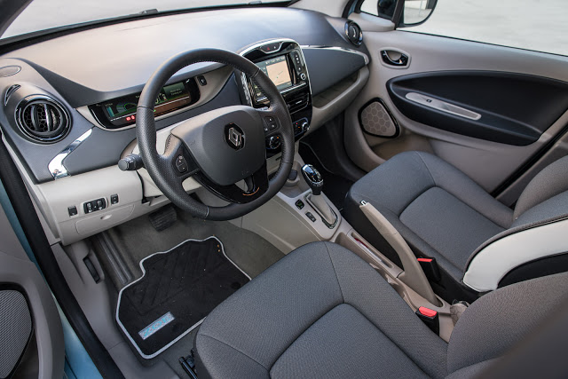 2015 Renault ZOE Intens R240 test review blue autofilou