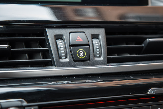 2016 BMW X1 xDrive20d test drive review safety sicherheit
