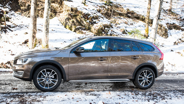 2016 Volvo V60 Cross Country T5 test review fahrbericht