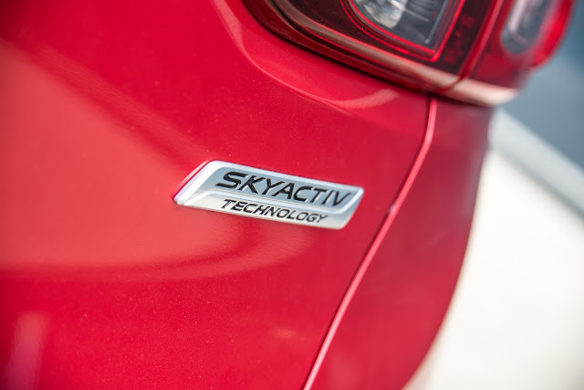 Mazda CX-3 G150 Revolution Top test review skyactiv logo