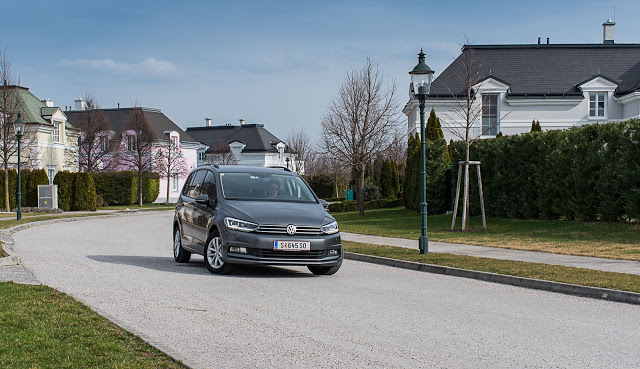 VW Touran Comfortline 1.6 TDI SCR test review fahrbericht