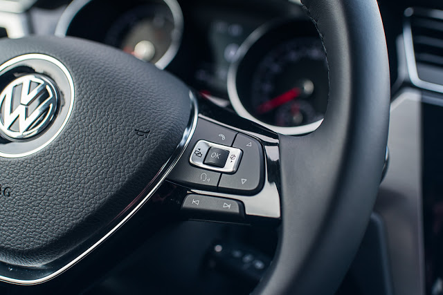 VW Touran Comfortline 1.6 TDI SCR test review fahrbericht