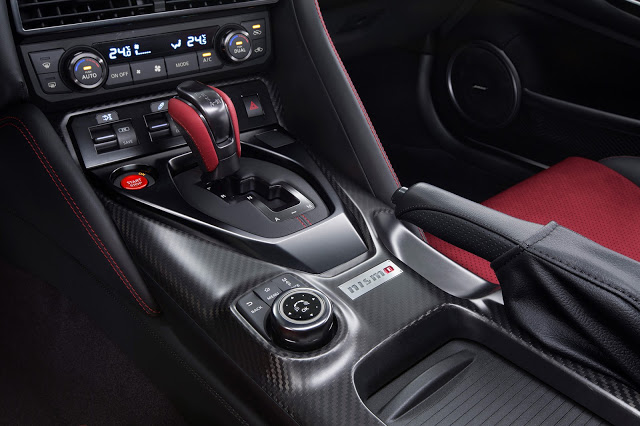 2017 Nissan GT-R Nismo dual clutch transmission getriebe