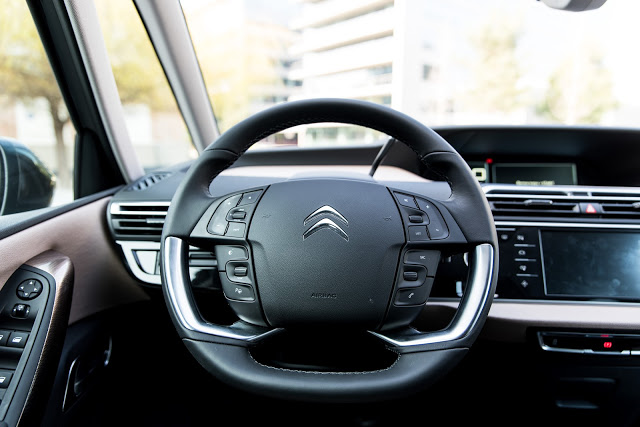 Citroën Grand C4 Picasso Exclusive lenkrad steering wheel