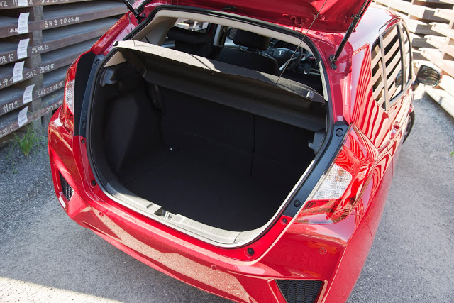 Honda Jazz Elegance 1.3 i-VTEC CVT test review fahrbericht