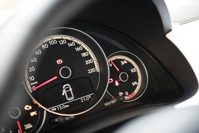 2016 VW up! Facelift 75-Benzin-PS test fahrbericht beats