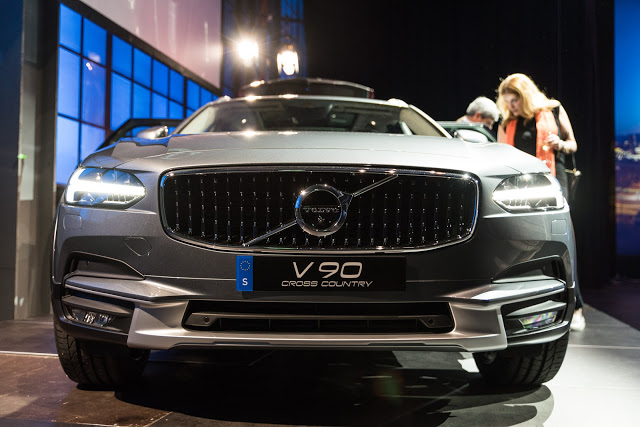 2017 Volvo V90 Cross Country CC weltpremiere vorstellung zürich