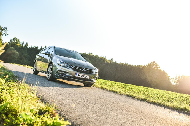 2016 Opel Astra Sports Tourer Innovation 1.4 Turbo test review
