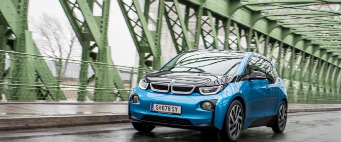 2017 BMW i3 94Ah Test Review Fahrbericht blau blue
