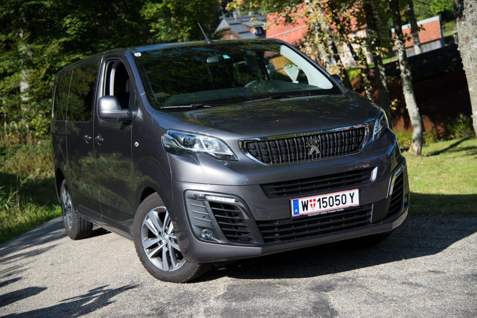 Der Peugeot Traveller im Reisetest! autofilou