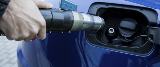 CNG Erdgas LPG Mythen Fakten Behauptungen Auto Fahrzeug