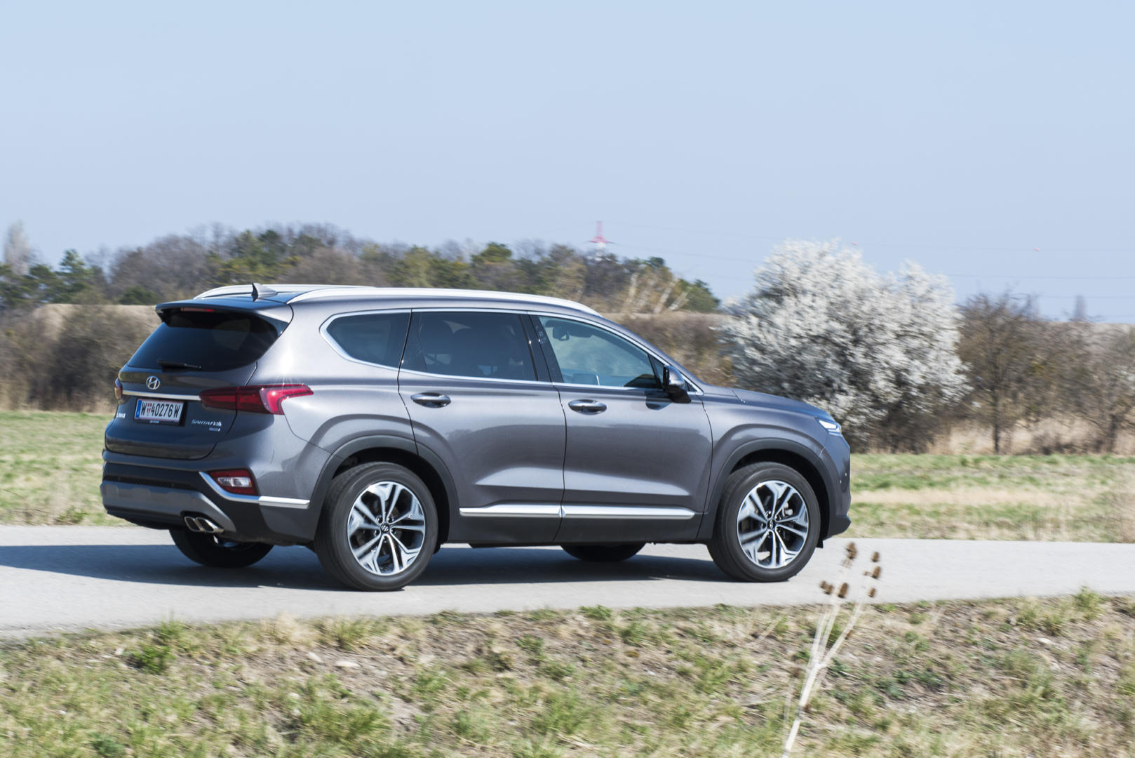 Der Hyundai Santa Fe 2,2 CRDi 4WD im Test – autofilou