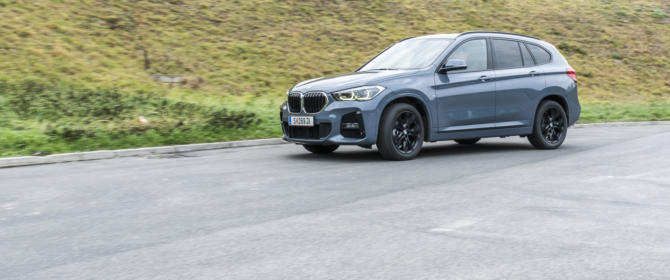 2019 BMW X1 xDrive18d Teaser