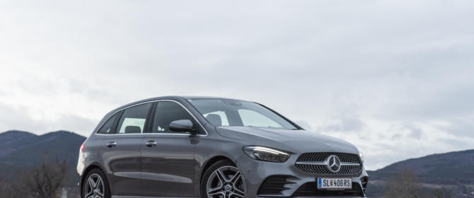2020 Mercedes-Benz B200