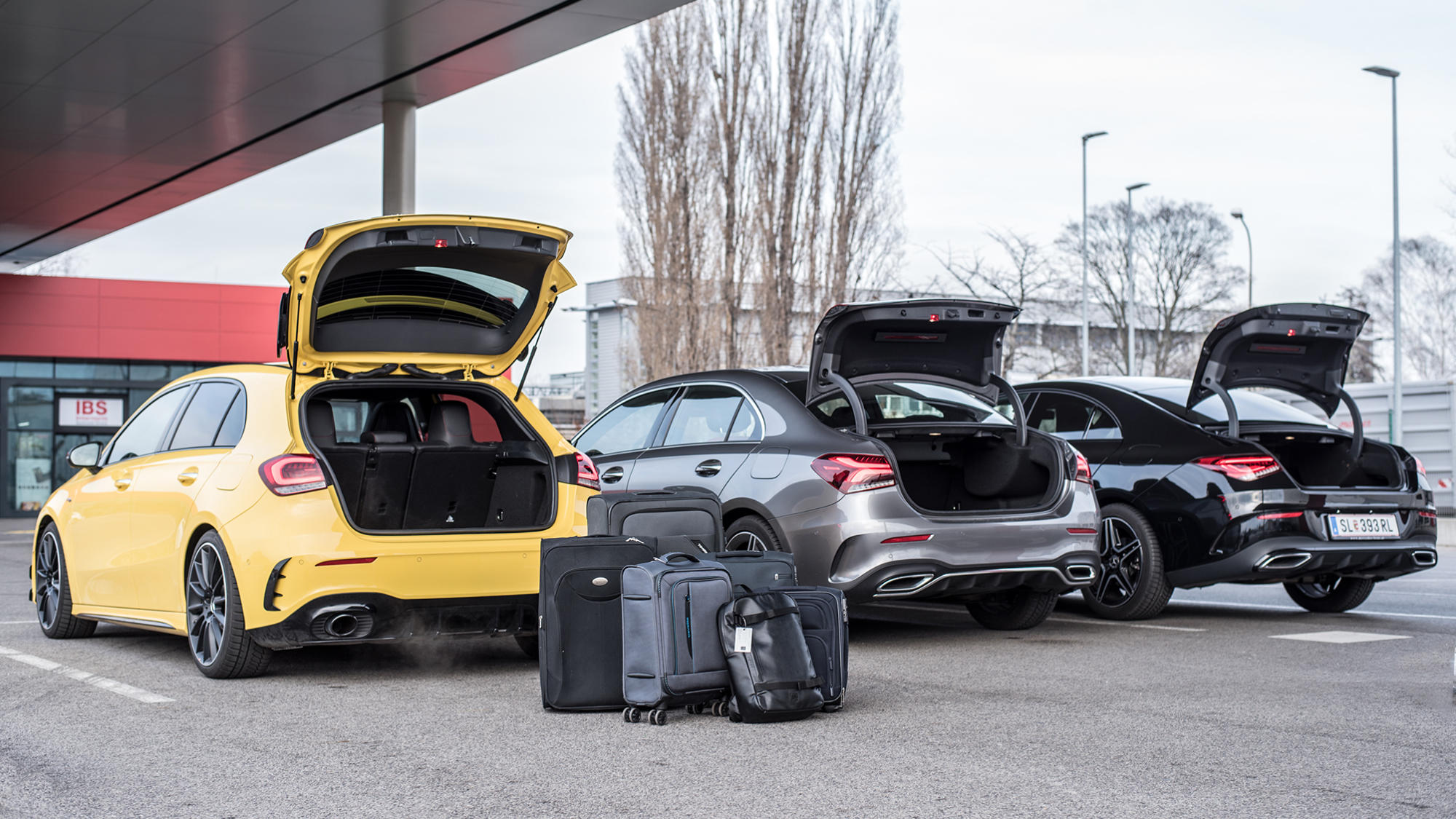 Vergleich Mercedes Benz A Klasse Vs A Klasse Limousine Vs Cla Coupe Autofilou