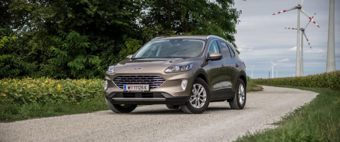 2020 Ford Kuga Titanium 1,5 EcoBlue 120PS A8 Diesel test review