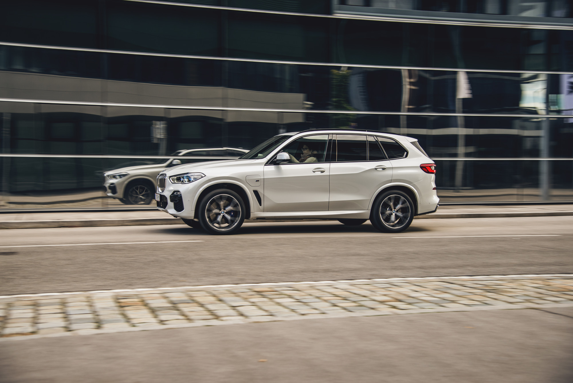 BMW X5 xDrive45e: Der Plug-in-Hybrid im Test! – autofilou