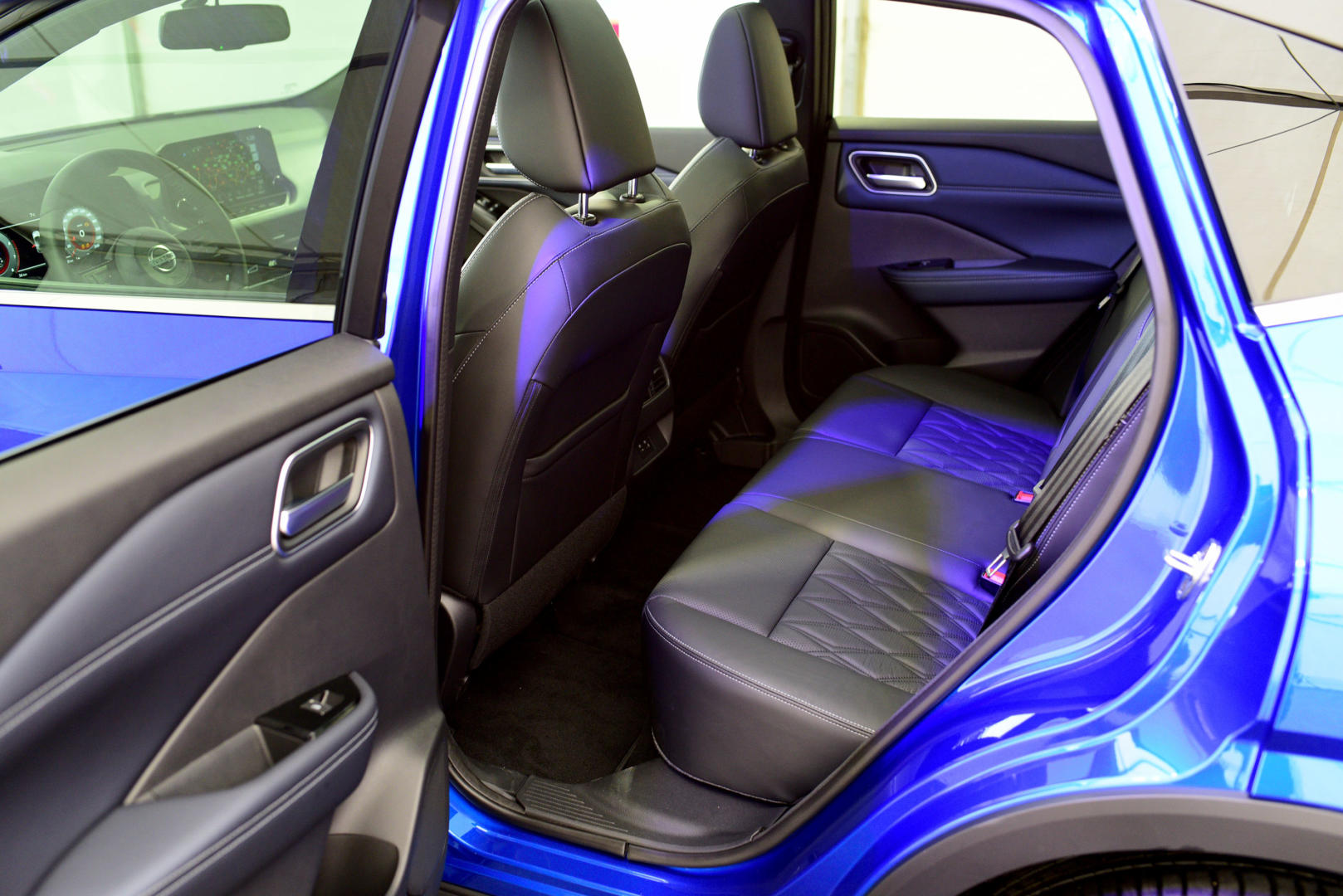 Qashqai Tekna+ Rear Seat Space Interieur Leather Leder Rücksitz Bank Platz