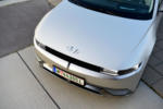 Hyundai IONIQ 5 Logo Kamera Front Emblem Stripes Streifen LED