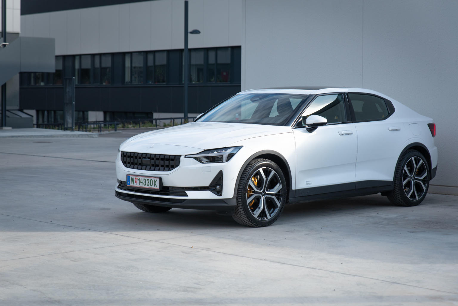 Der Polestar Polestar 2 Long Range Dual Motor im Test! autofilou