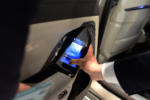 BMW i7 Touch Display Monitor Seite Türen Doors Rear Bedienung