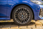 2022 BMW 218d Active Tourer M Portimao Blau Rims Reifen Felgen Räder Size Größe Design