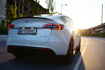 Tesla Model Y Performance Test Review Fahrbericht white weiß berlin