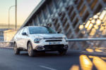 2023 Citroën ë-C4 X C4X test review fahrbericht white weiß