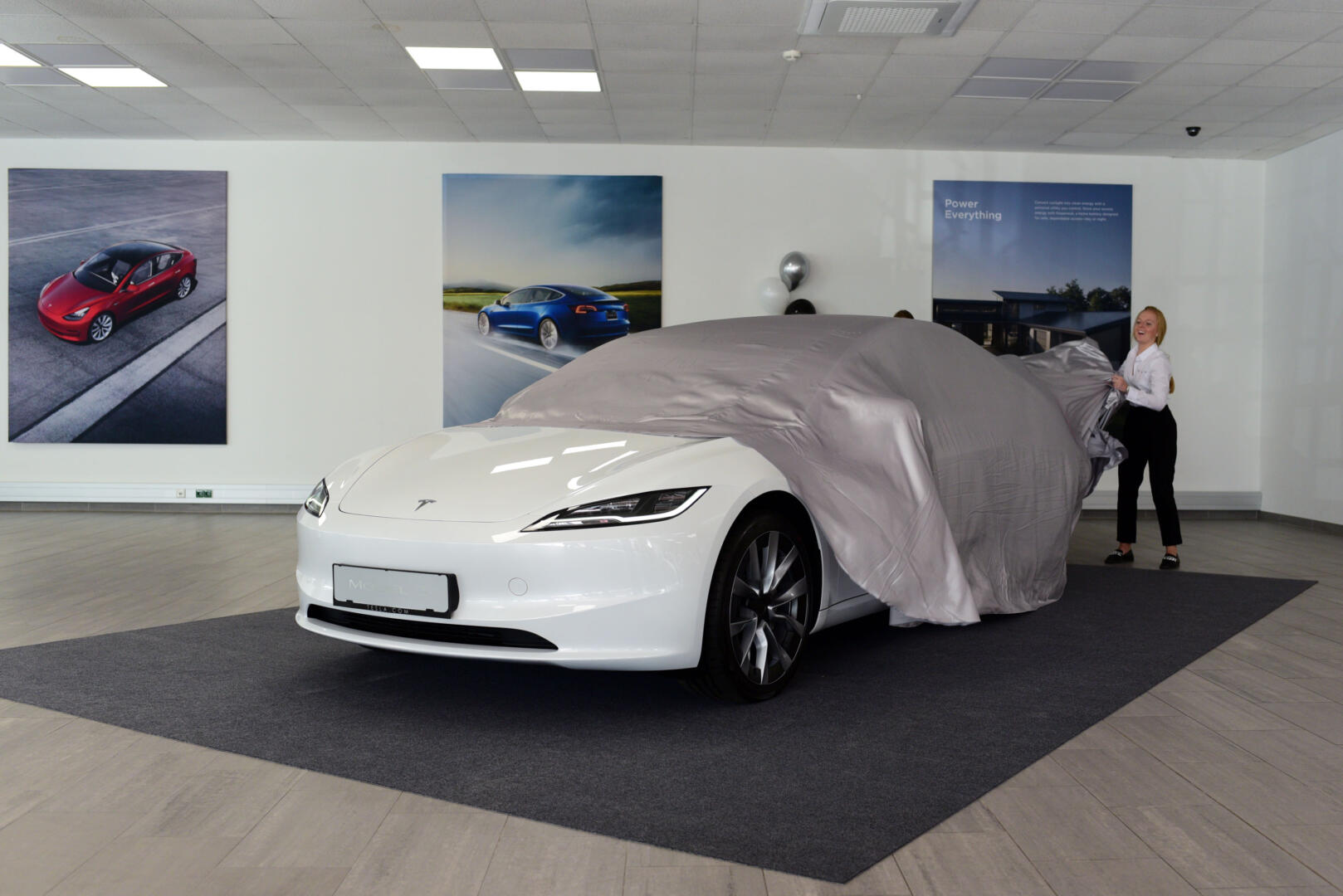 Erstkontakt mit dem 2024 Tesla Model 3! – autofilou
