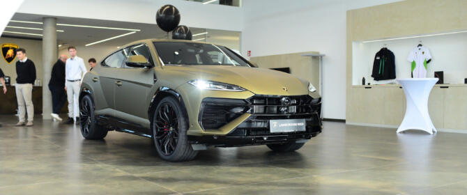 2025 Lamborghini URUS SE verde gea matt Wien PHEV Plug-in-Hybrid