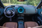 2024 MINI Countryman SE ALL4 interieur interior leder leather steering wheel lenkrad display round touch screen stoff armaturenbrett