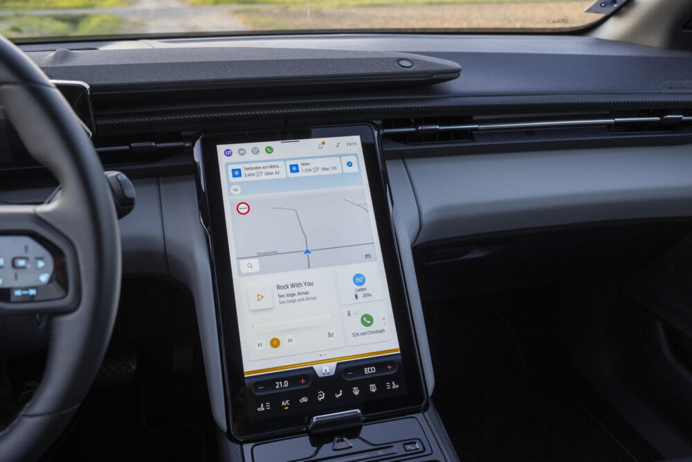 2025 Ford Explorer Mitteldisplay geschlossen