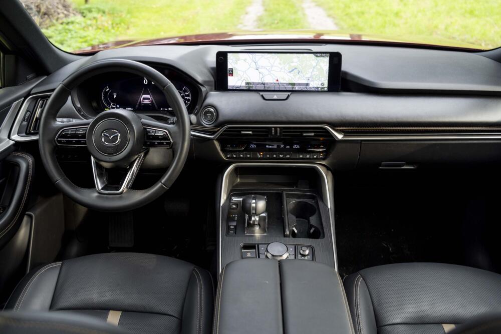 2025 Mazda CX-60 PHEV Cockpit