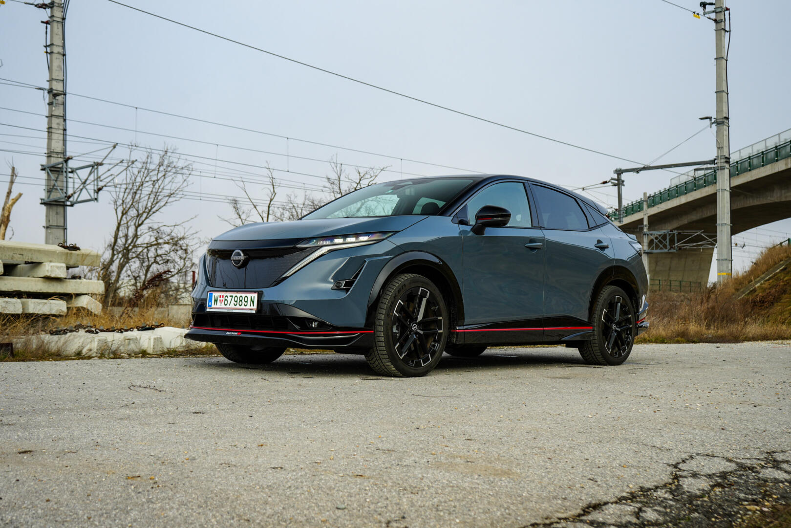 2025 Nissan Ariya Nismo Test Review Fahrbericht Stealth Grey Grau