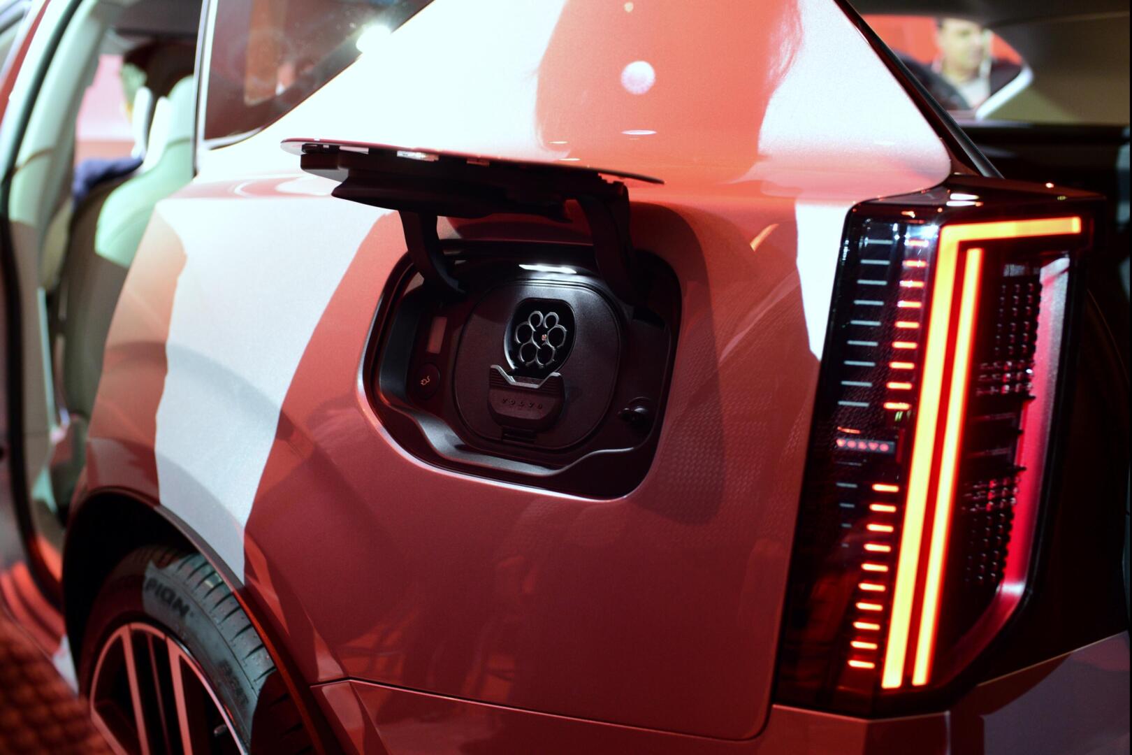 2027 Volvo EX60 Ultra Österreich Infos Daten Fakten Erstkontakt Sitzprobe Premiere