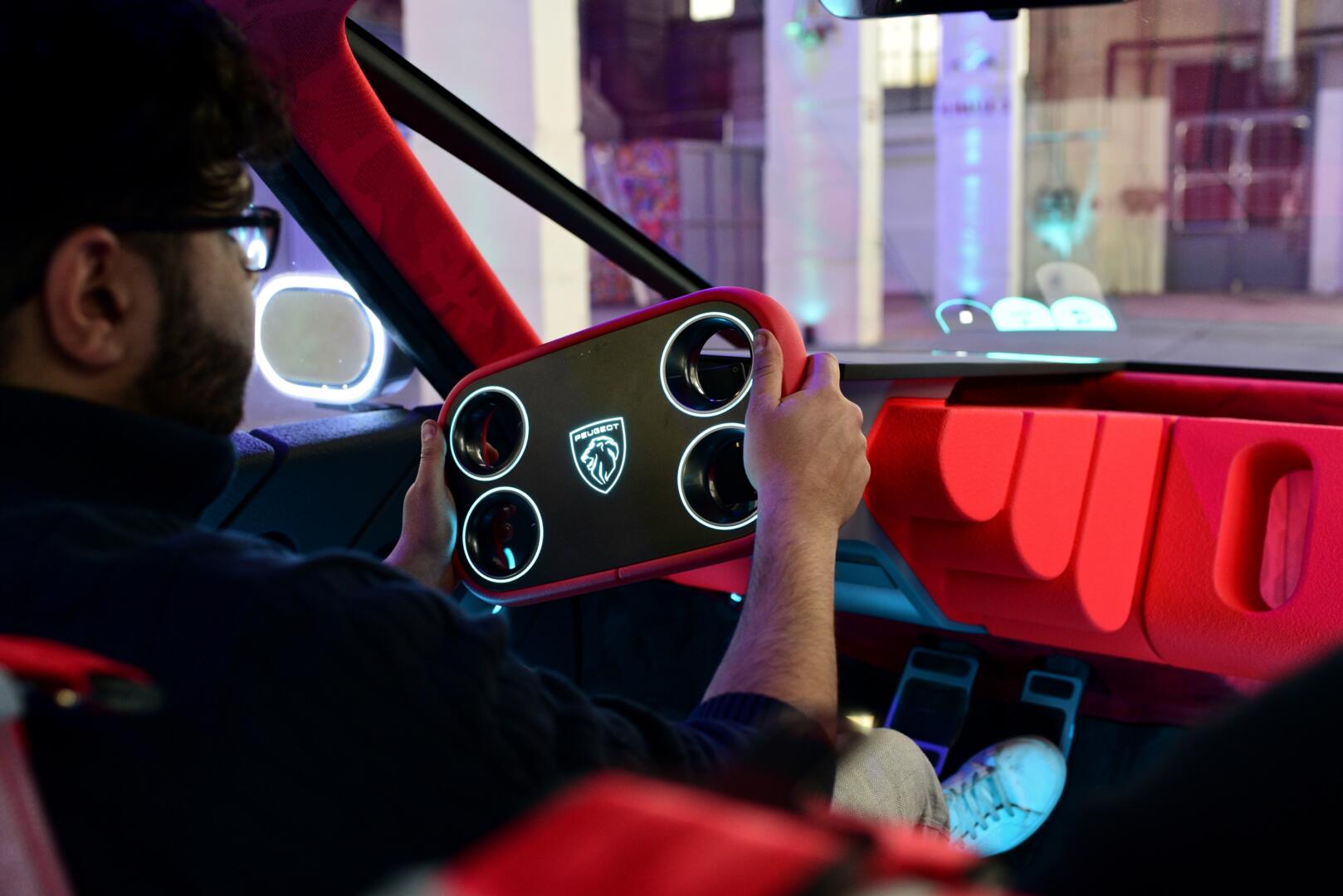 Peugeot Polygon Concept first test drive review fahrbericht schon gefahren prototyp studie