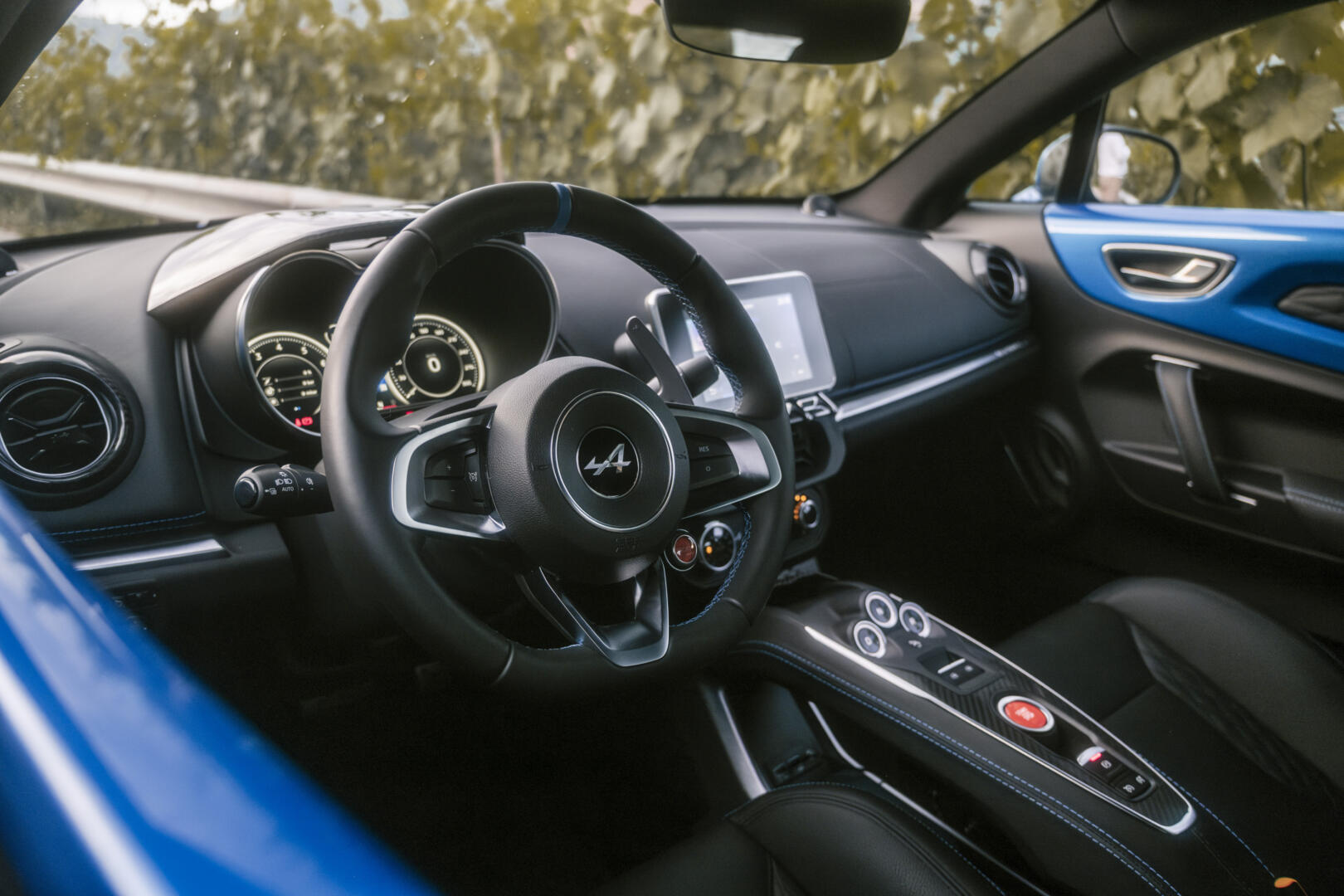 Alpine A110 GT test drive review fahrbericht blau blue metallic