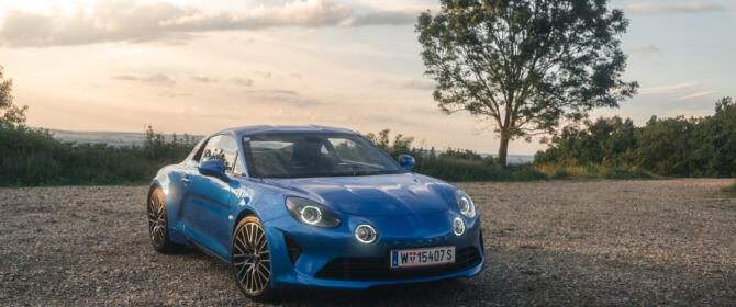 Alpine A110 GT test drive review fahrbericht blau blue metallic