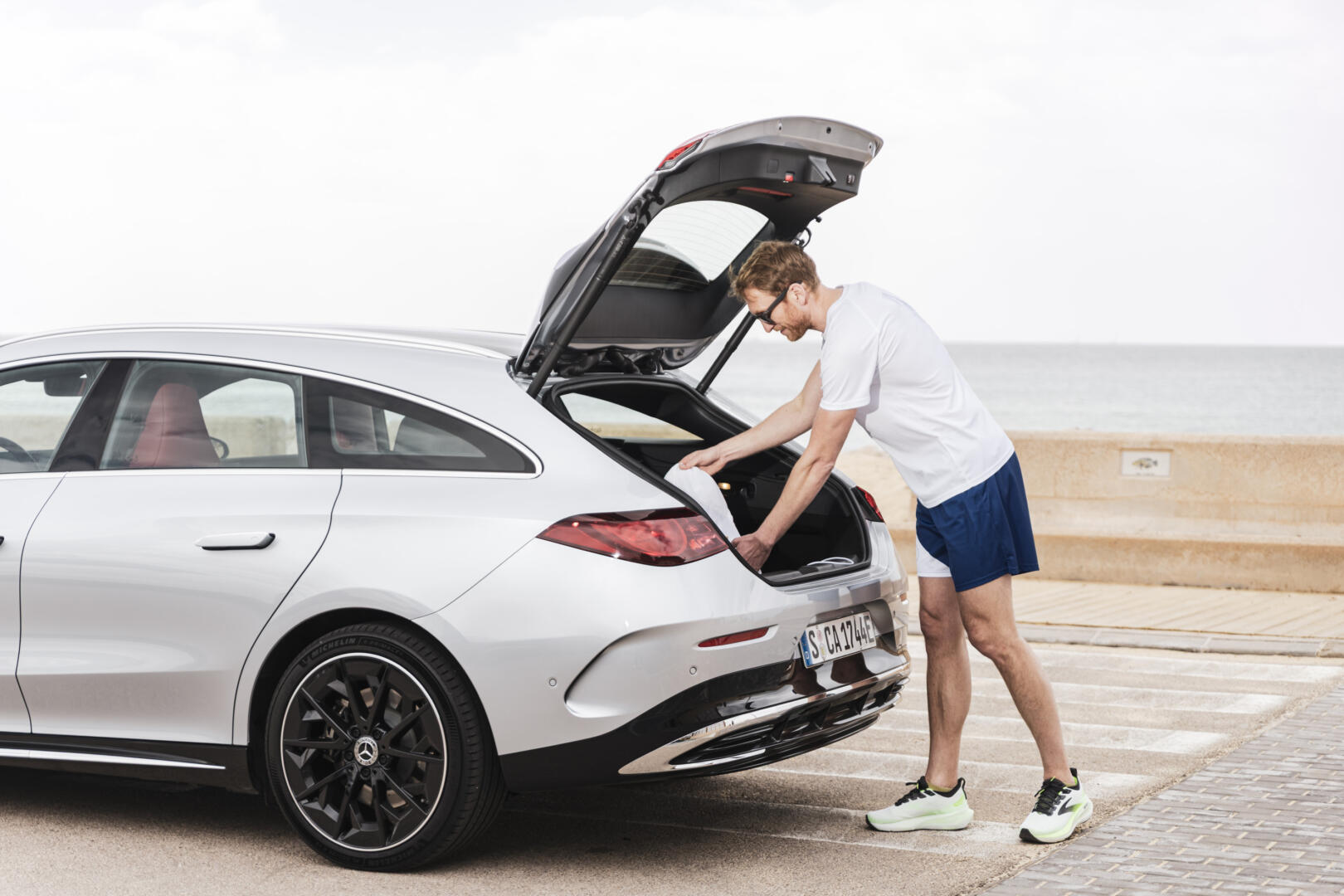 2026 Mercedes-Benz CLA 350 4MATIC Shooting Brake silver silber test drive review fahrbericht